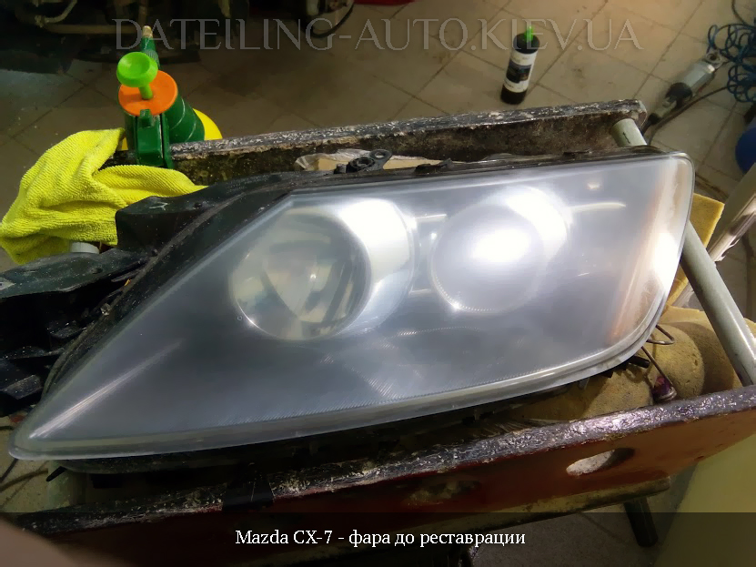 Mazda CX-7 — фара до відновлення